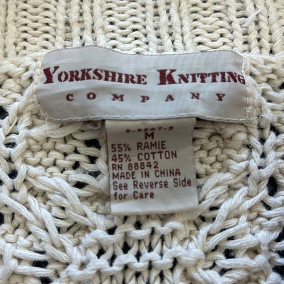 Yorkshire Knitting Company Vintage Cardigan Ecru & Red Embellishment Size Med. - Picture 2 of 8